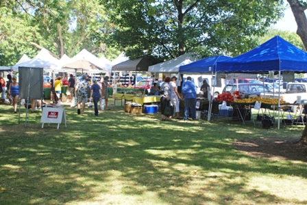 Carmichael Park Farmer’s Market a blooming success | Valley Community ...